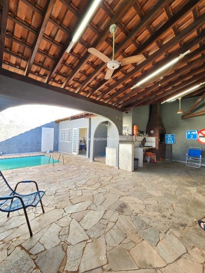 Casa Venda Terra Branca com Piscina