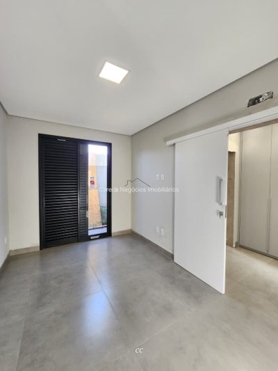 CASA com 03 suítes para VENDA Floratta