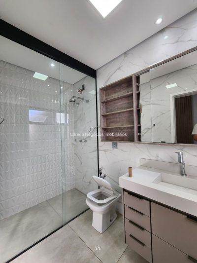 CASA Nova e moderna à venda no Condomínio Quinta Ranieri