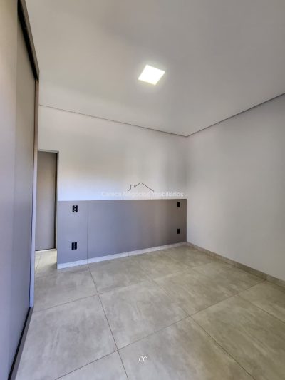 CASA Nova e moderna à venda no Condomínio Quinta Ranieri