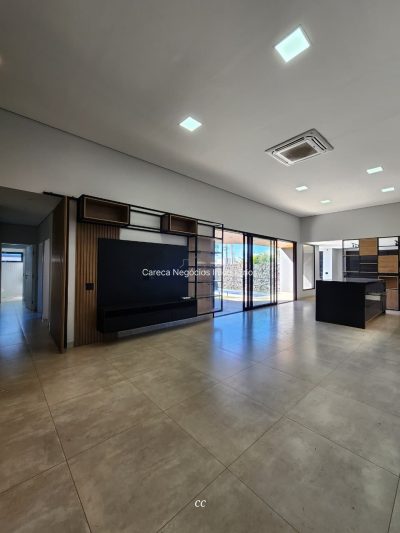 CASA Nova e moderna à venda no Condomínio Quinta Ranieri